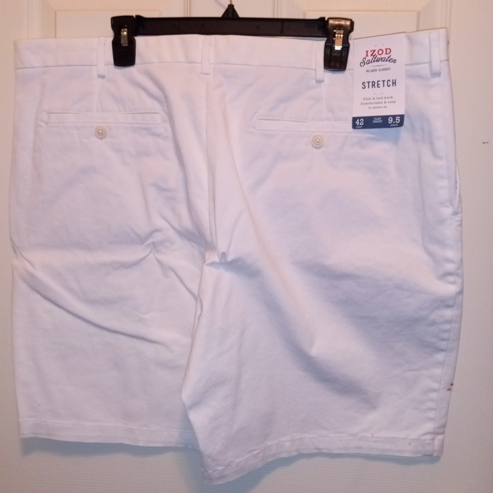IZOD Saltwater Relaxed Classics Stretch Flat Front White Men's Shorts 42 Waist